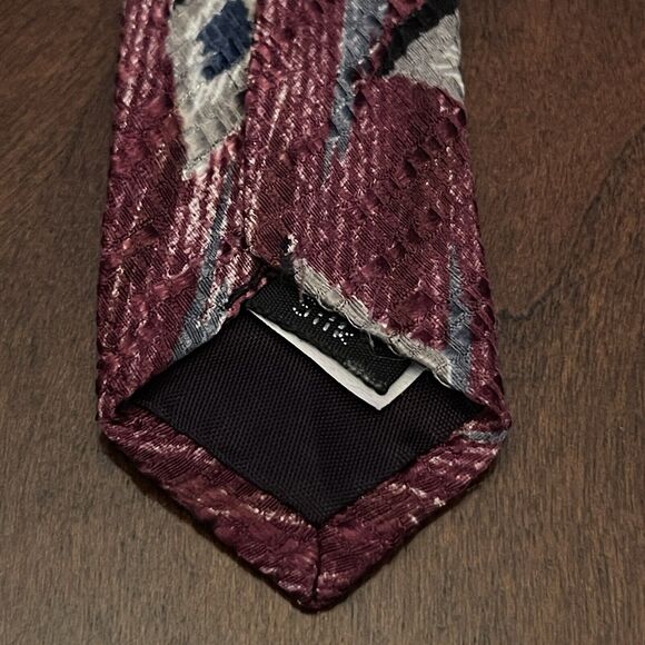Vintage Loosen Up By Superba Burgundy 100% Italian Silk Made In USA - Picture 7 of 9